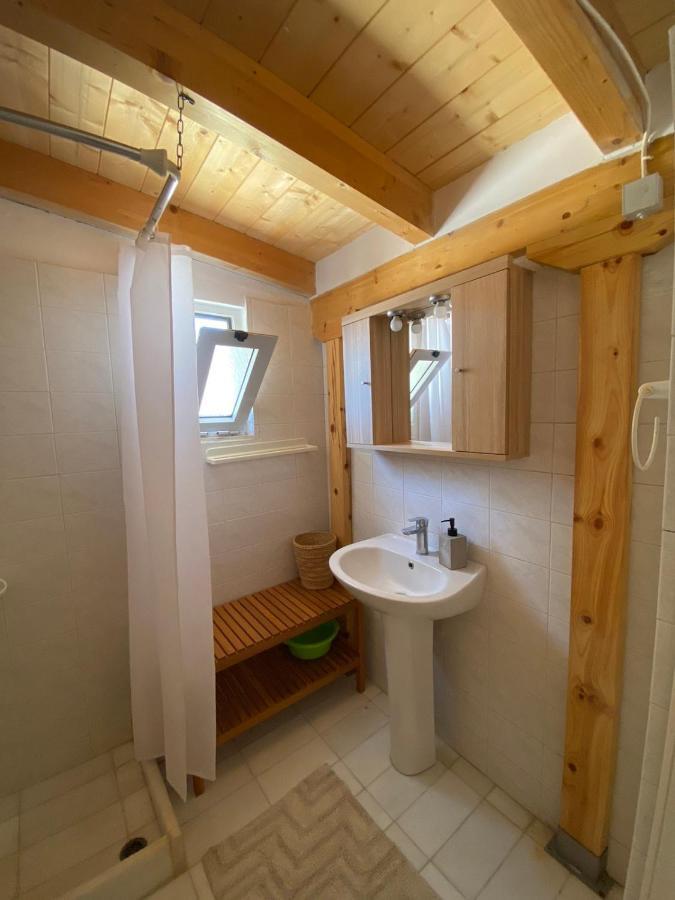 Hébergement de vacances Studio Apartments *